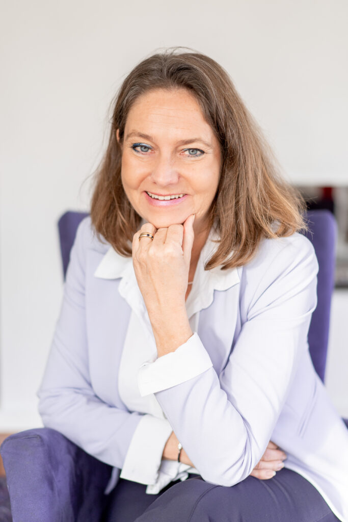 coach trainer for internationals international teams and schools